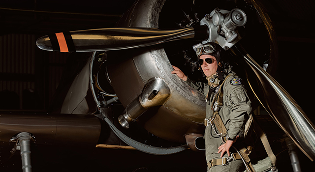 Glorify the historic aircrafts and the spirit of craftsmanship, with the SIGMA 105mm F2.8 DG DN Macro | Art